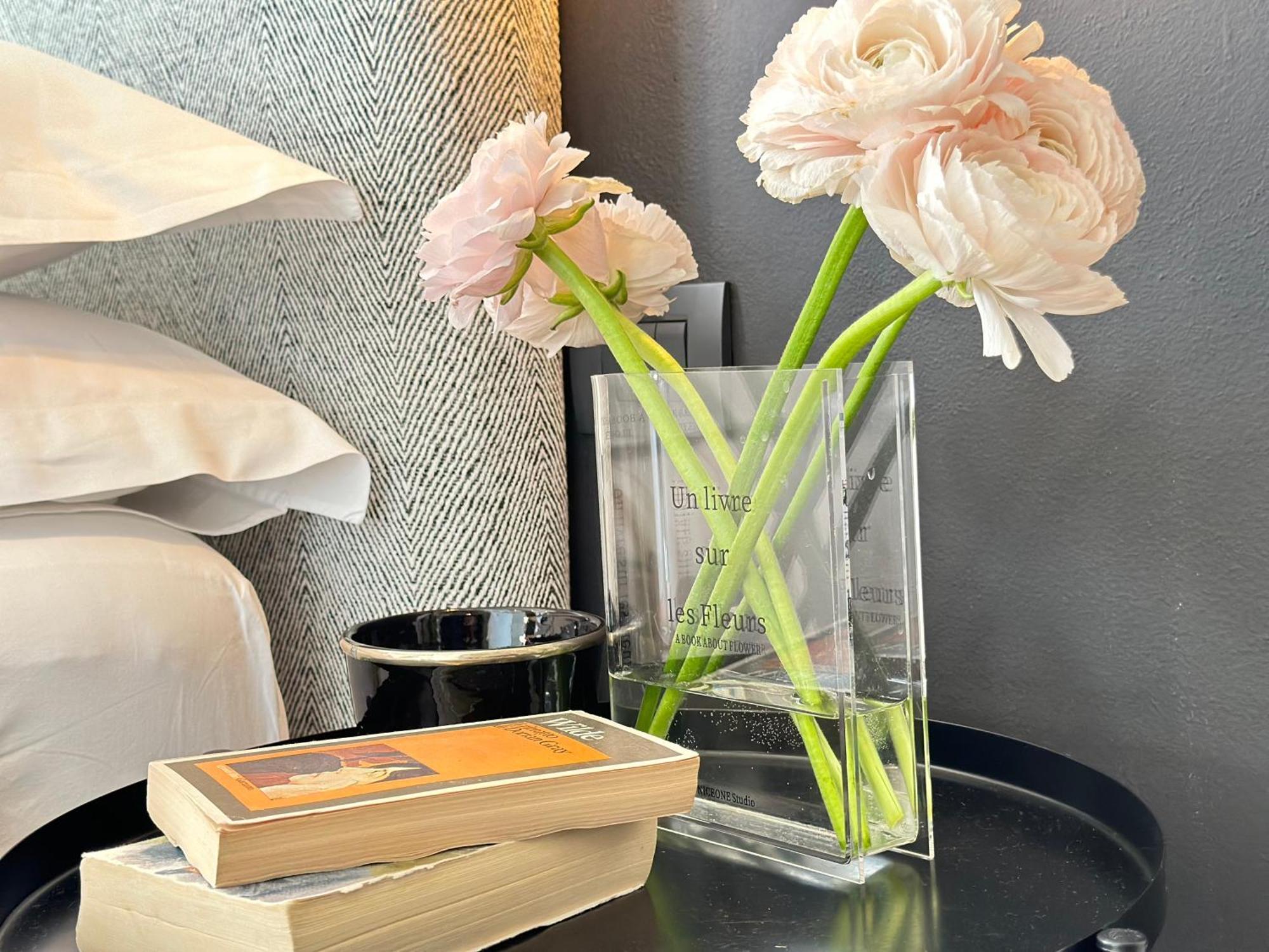 Lily Pads -Elegant Apartment- In The City Center 米兰 外观 照片