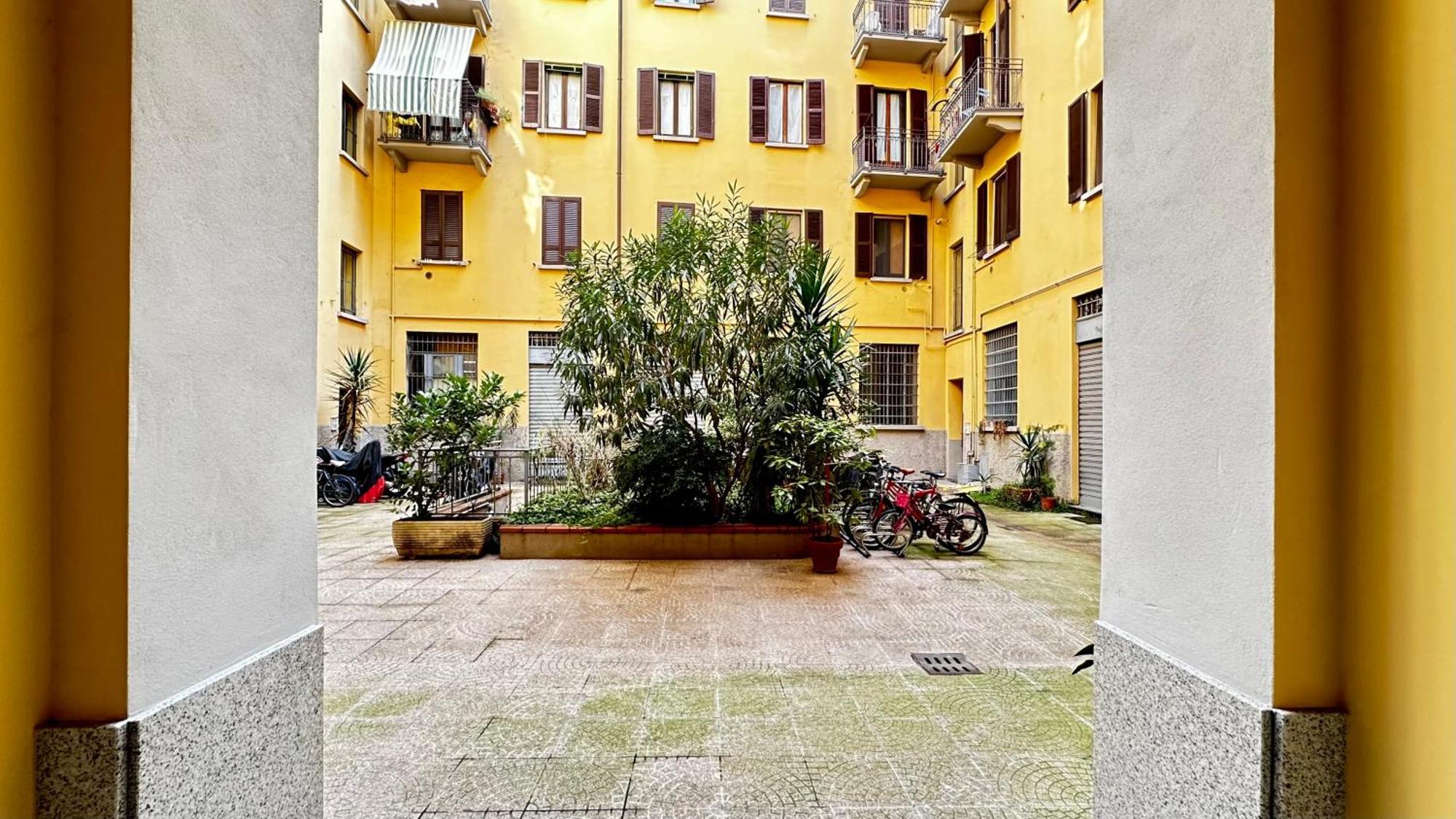 Lily Pads -Elegant Apartment- In The City Center 米兰 外观 照片