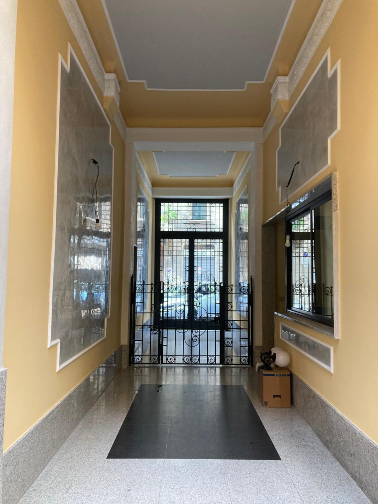 Lily Pads -Elegant Apartment- In The City Center 米兰 客房 照片
